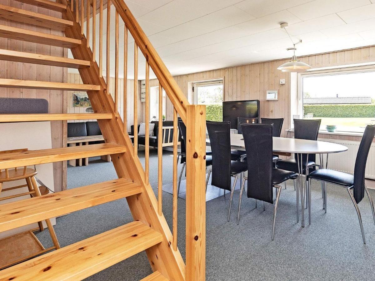 10 Person Holiday Home In Vinderup 외부 사진